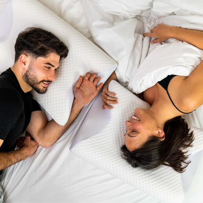 Oreiller orthopédique pour le traitement des douleurs cervicales