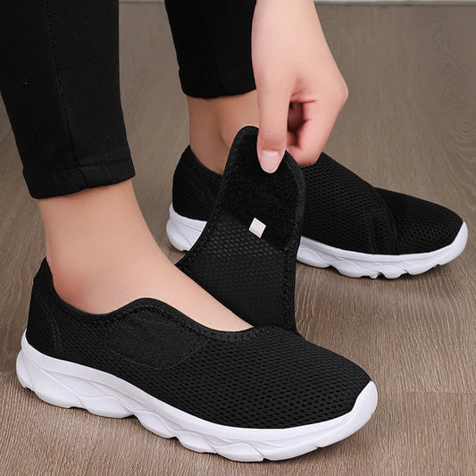 Chaussures orthopédiques confortables – idéales pour les pieds larges, enflés ou sensibles.