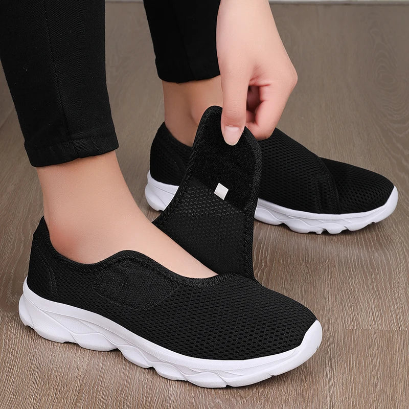 Chaussures orthopédiques confortables – idéales pour les pieds larges, enflés ou sensibles.
